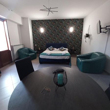 B&B Eden ลาควิลา ภายนอก รูปภาพ